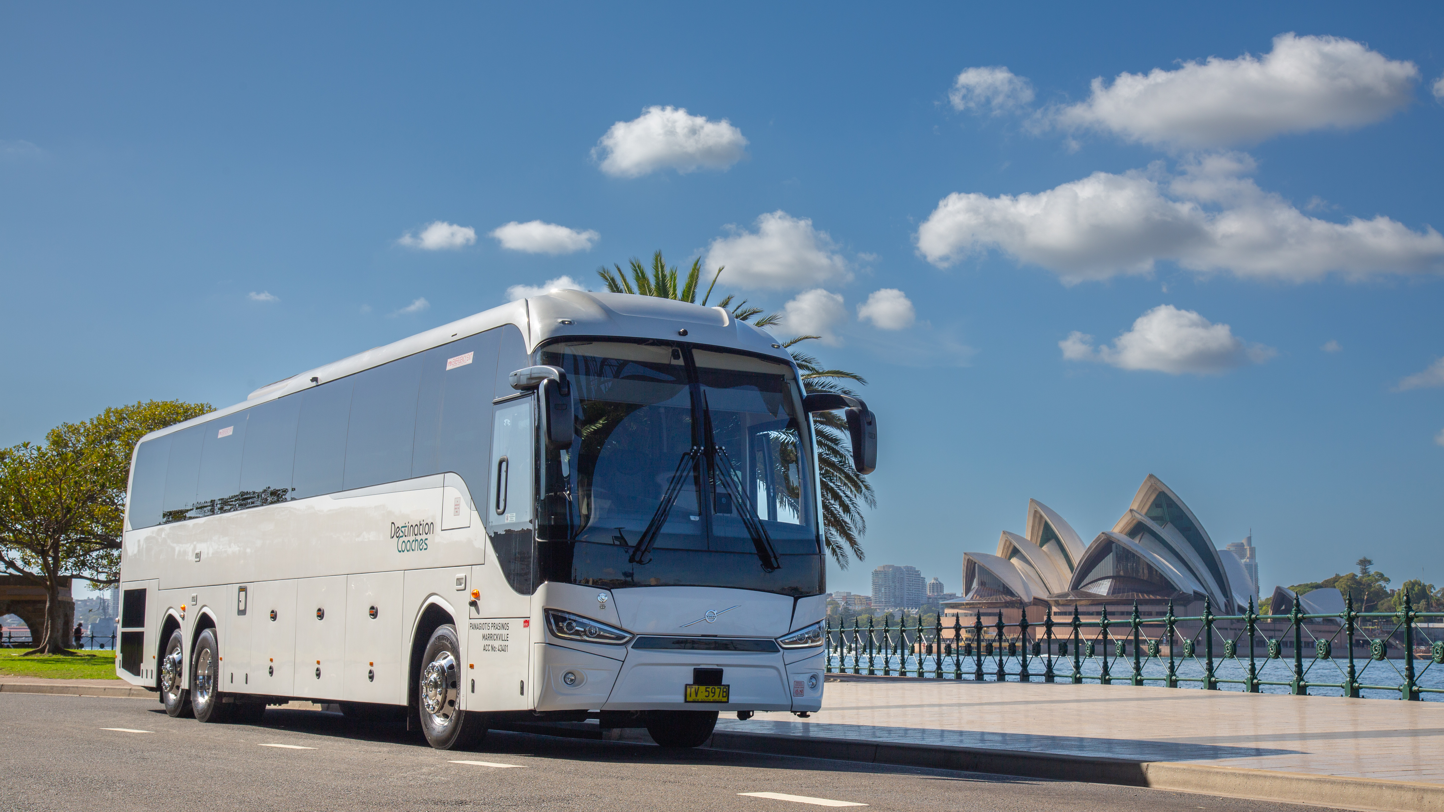 destinayion_coaches-bg